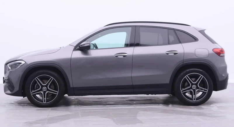 Mercedes-Benz GLA 220 d 4Matic AMG line - изображение 3