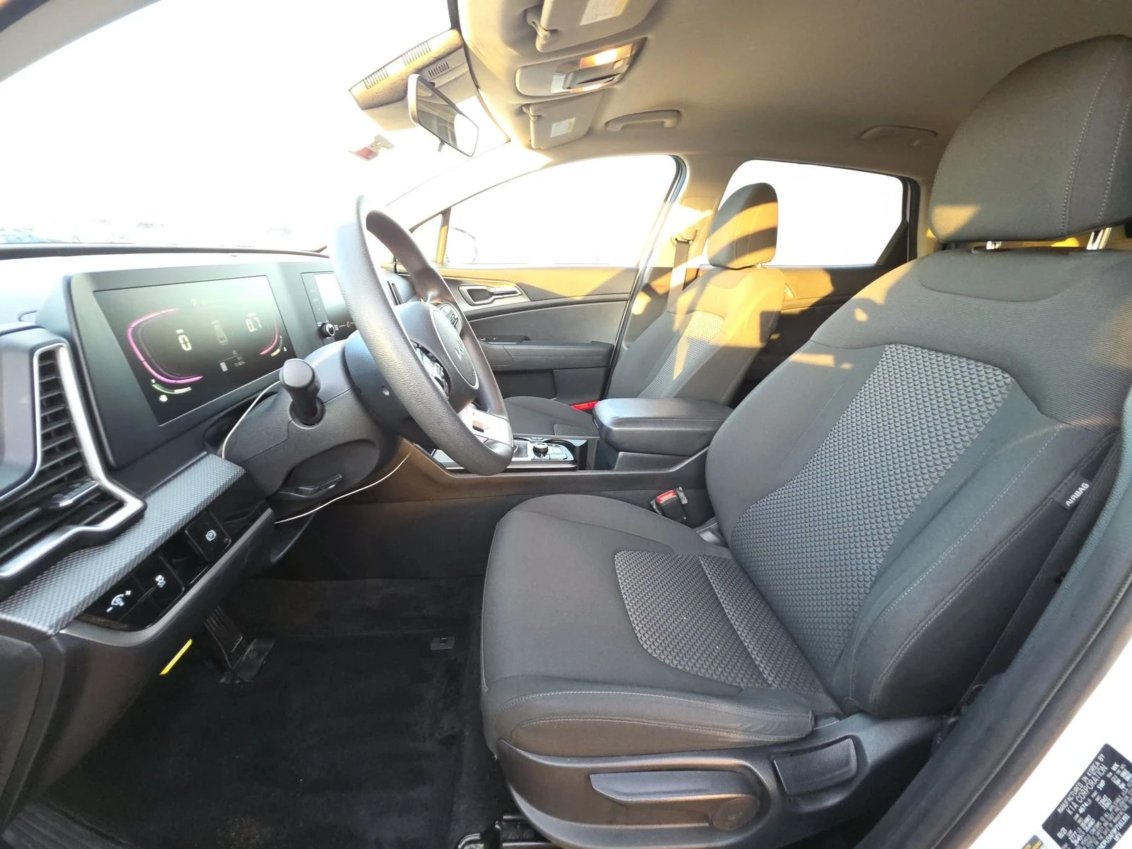 Kia Sportage LX - изображение 8