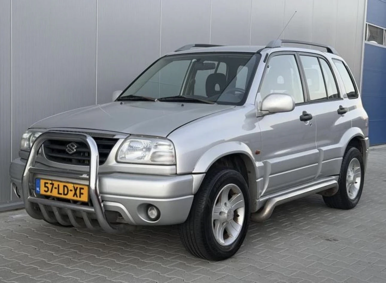 Suzuki Grand vitara 2.0 128 Автомат - изображение 2