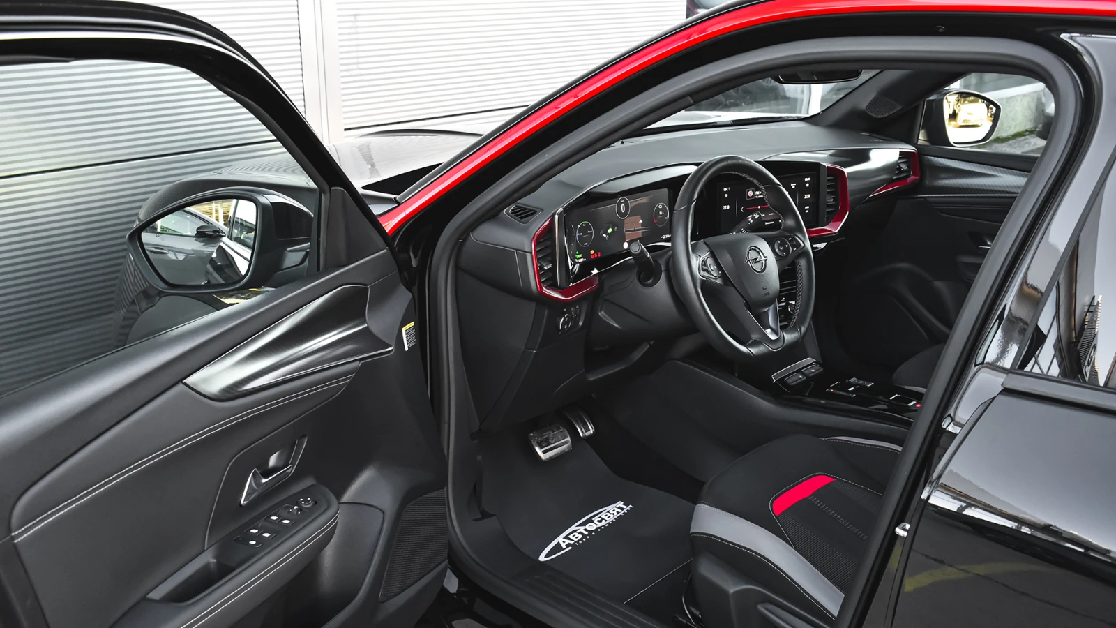 Opel Mokka e-GS Line 50 kWh, снимка 8 - Автомобили и джипове - 53795891