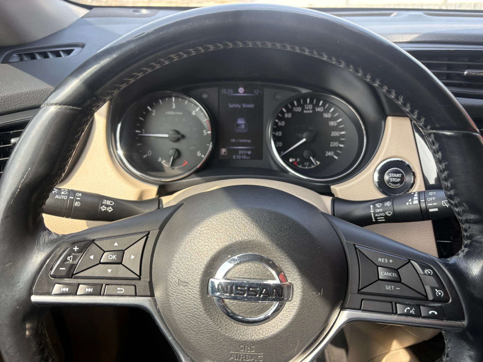 Nissan X-trail 2.0 dCi 4x4 6+ 1 Tekna, снимка 11 - Автомобили и джипове - 54215744