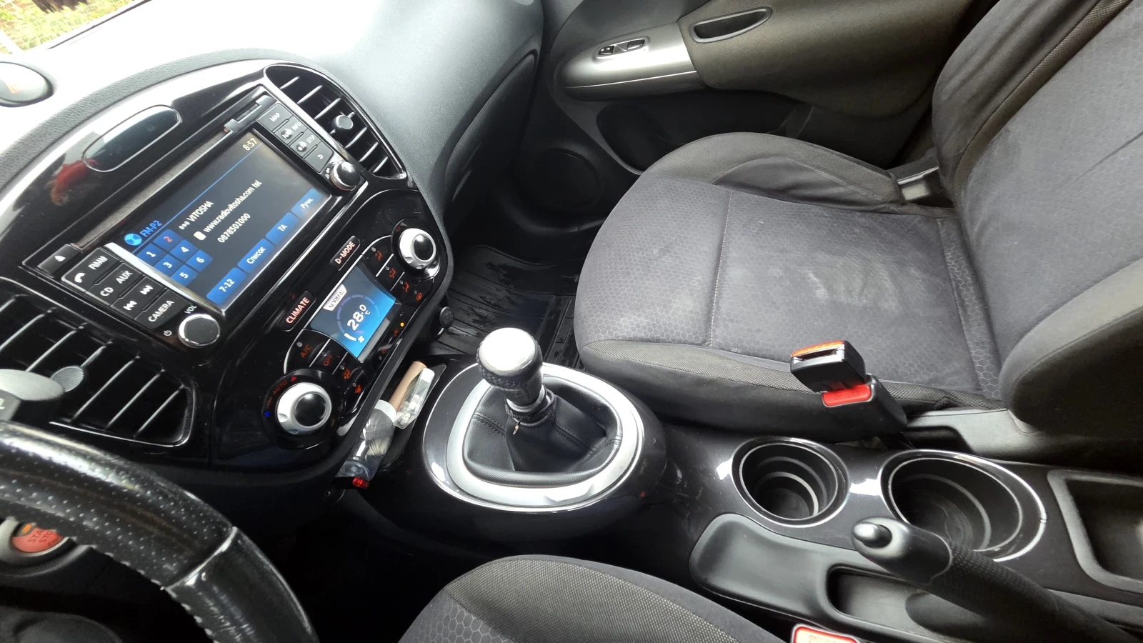 Nissan Juke, снимка 10 - Автомобили и джипове - 54341514