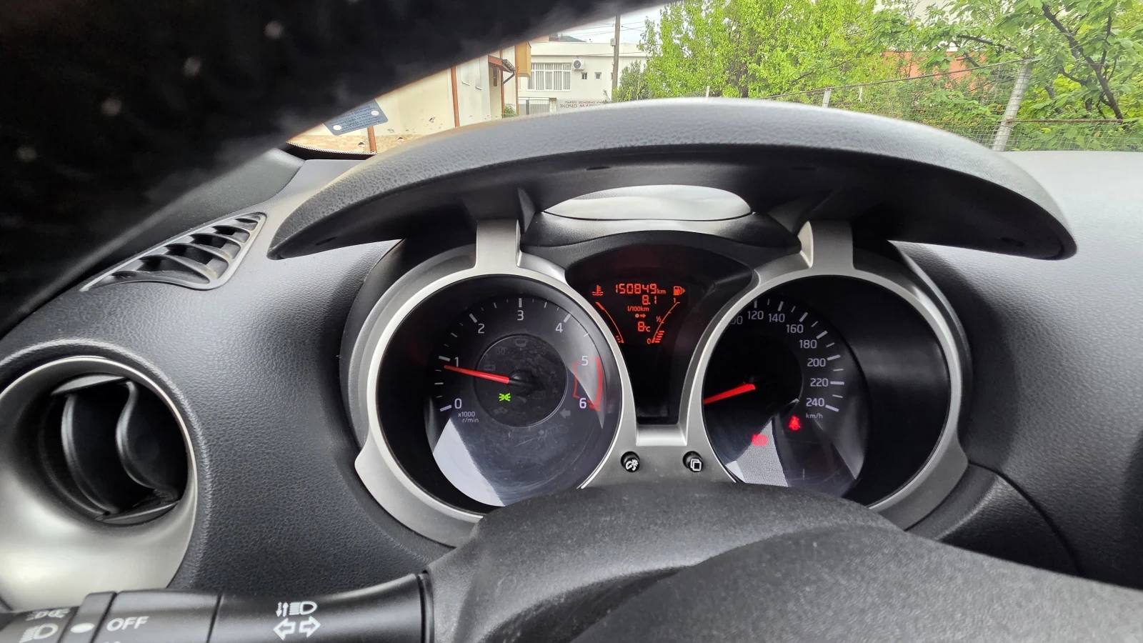 Nissan Juke, снимка 12 - Автомобили и джипове - 54341514