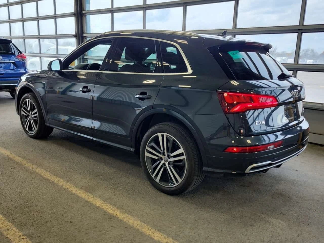 Audi Q5 S LINE/TECHNIK/CARFAX/360 KAM/2 КЛЮЧА/ПОДГРЕВ/ПАНО, снимка 4 - Автомобили и джипове - 54417233