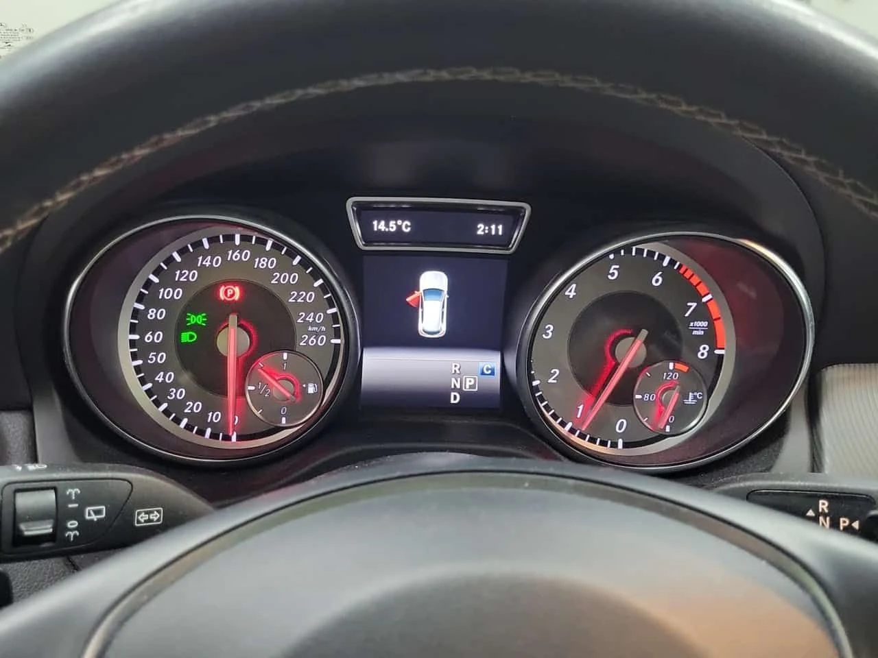 Mercedes-Benz GLA 250 * CARFAX * 2 КЛЮЧА * ПАНОРАМА * ПОДГРЕВИ * , снимка 11 - Автомобили и джипове - 54540618