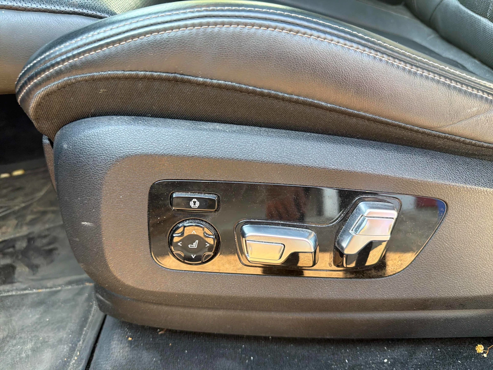 BMW X5 B58* M Pack* МАСАЖ* ОБДУХ* SKYLOUNGE* HUD* , снимка 17 - Автомобили и джипове - 55446917