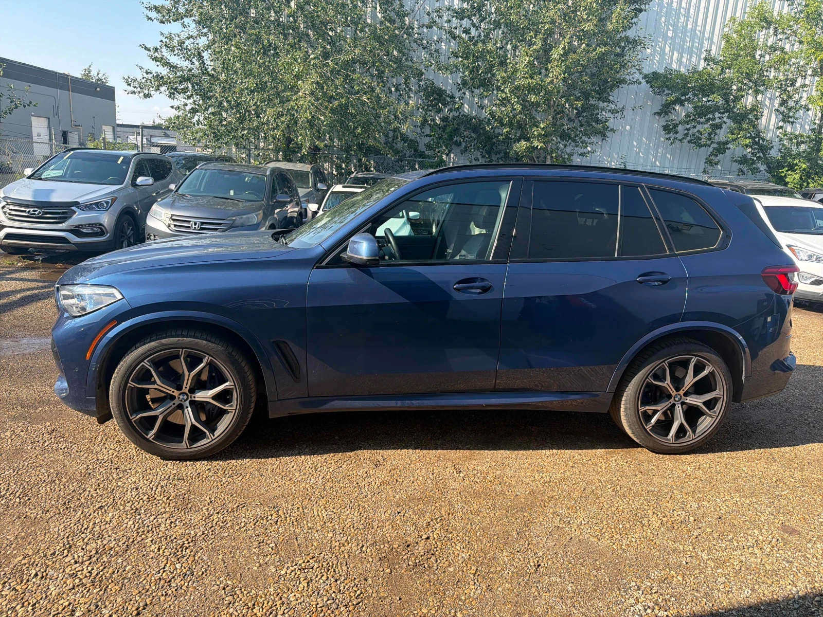 BMW X5 B58* M Pack* МАСАЖ* ОБДУХ* SKYLOUNGE* HUD* , снимка 3 - Автомобили и джипове - 55446917