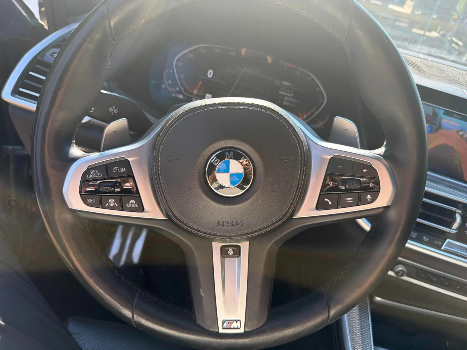 BMW X5 B58* M Pack* МАСАЖ* ОБДУХ* SKYLOUNGE* HUD* , снимка 8 - Автомобили и джипове - 55446917