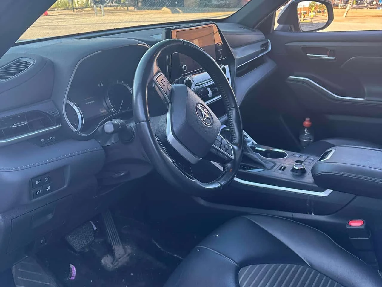 Toyota Highlander * AWD * АВТОКРЕДИТ БЕЗ ПЪРВОНАЧАЛНА ВНОСКА* , снимка 5 - Автомобили и джипове - 55500635