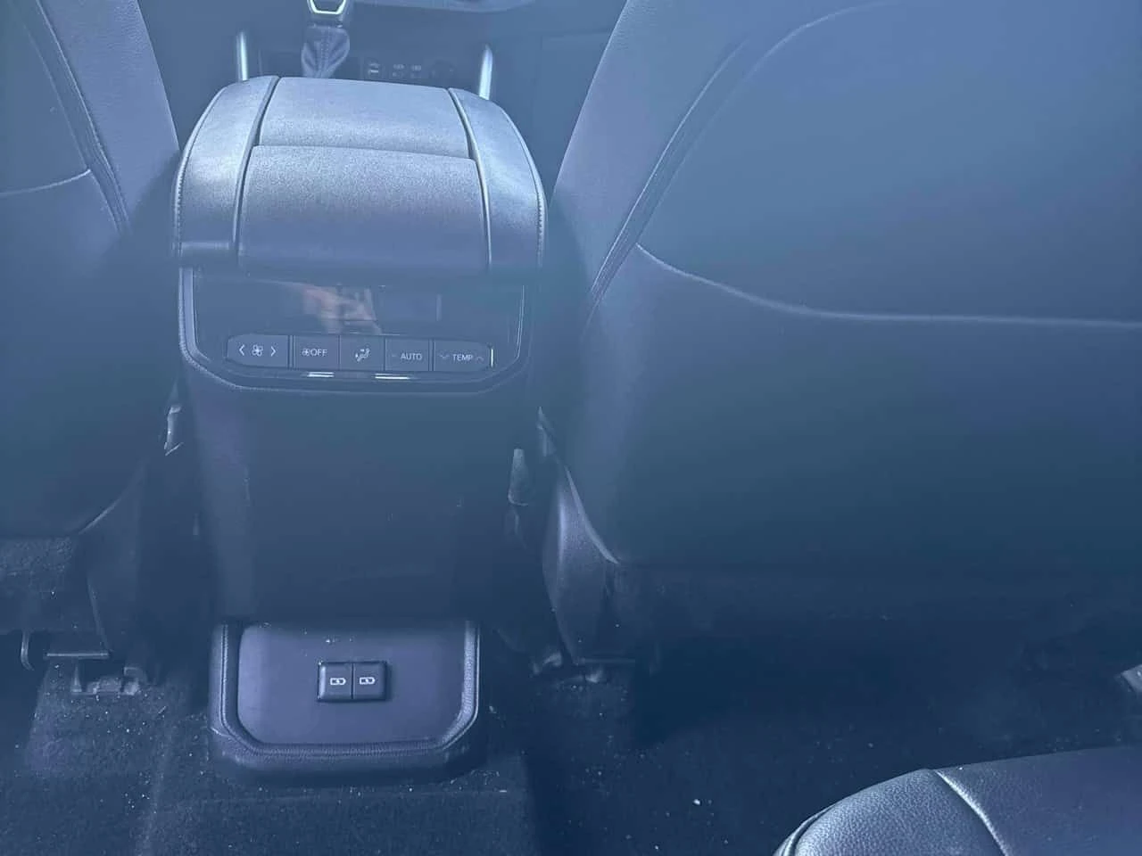 Toyota Highlander * AWD * АВТОКРЕДИТ БЕЗ ПЪРВОНАЧАЛНА ВНОСКА* , снимка 14 - Автомобили и джипове - 55500635