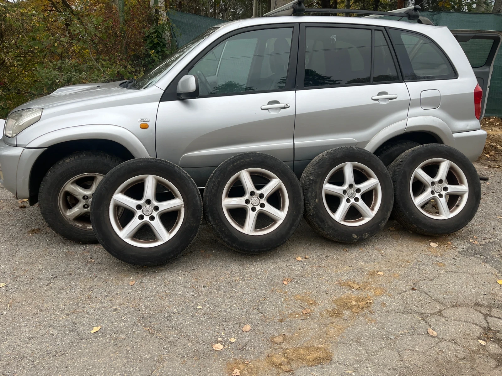 Toyota Rav4 2.0 D4D, снимка 5 - Автомобили и джипове - 56655176