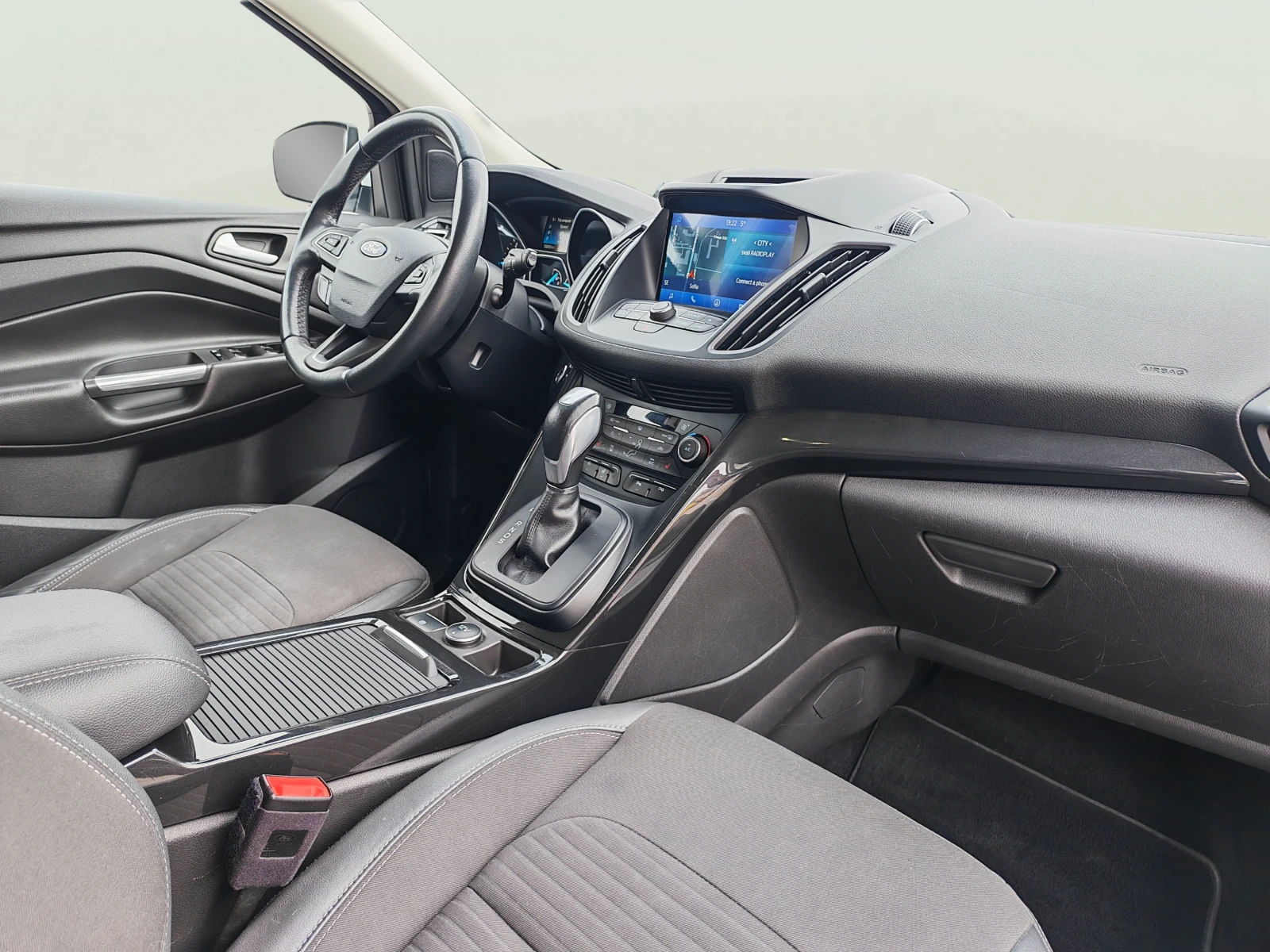 Ford Kuga 2.0 TDCi, снимка 9 - Автомобили и джипове - 56688175