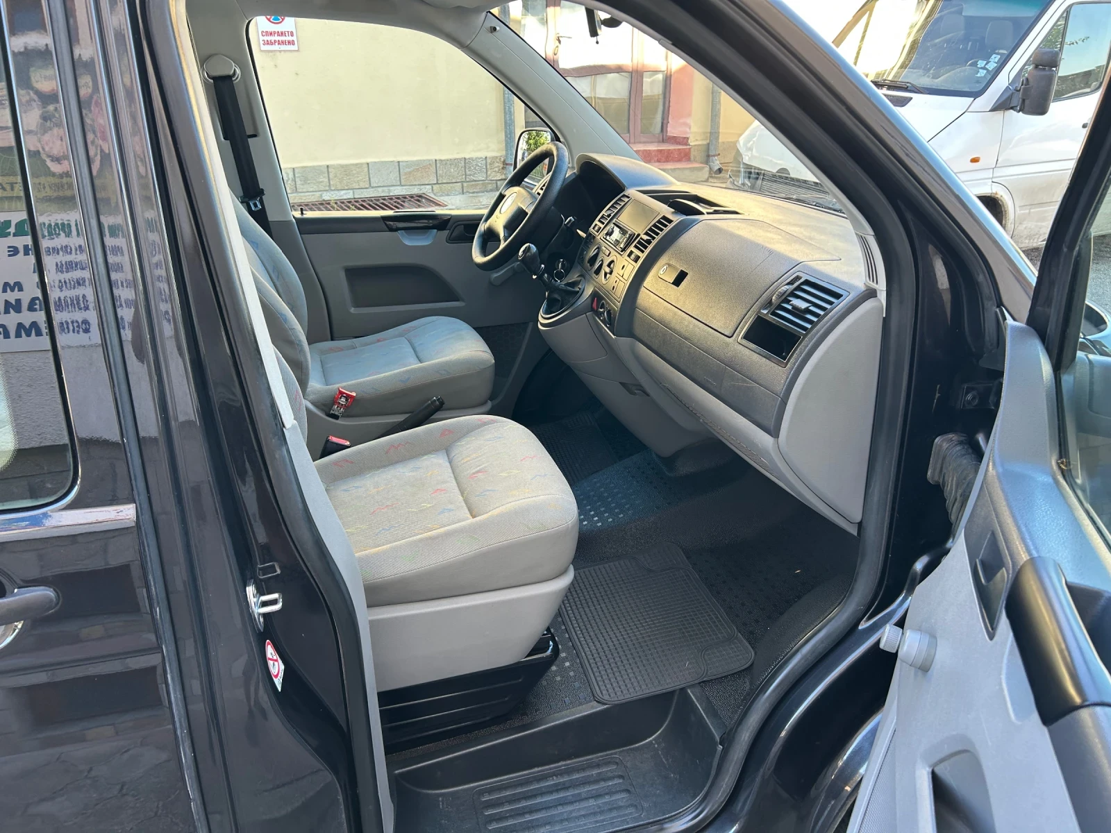 VW Transporter 1.9TDI* 9 МЕСТА* КЛИМА* ДЪЛГА БАЗА* , снимка 12 - Бусове и автобуси - 55753448
