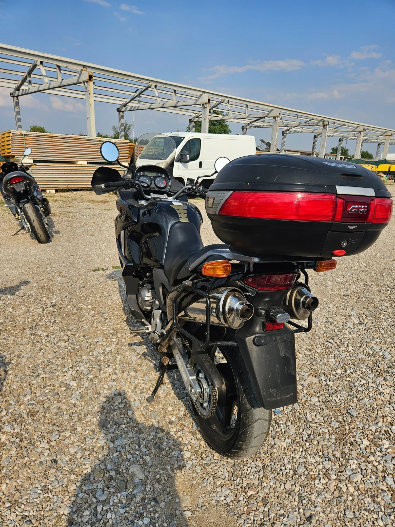 Honda Varadero   | Mobile.bg   12