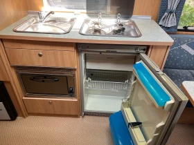 Каравана Burstner 530 TK, снимка 9