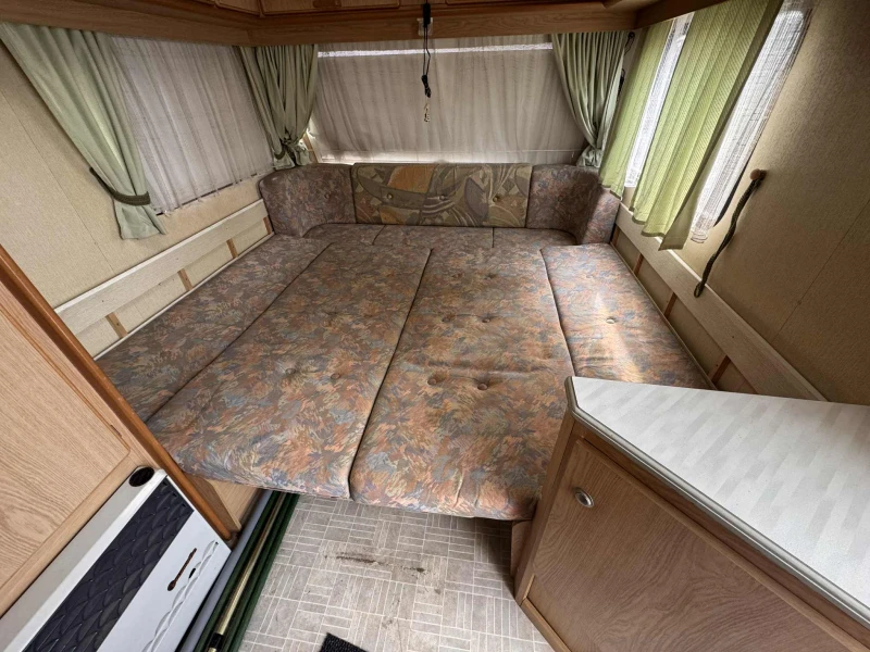 Каравана Chateau 400, снимка 11 - Каравани и кемпери - 52702072