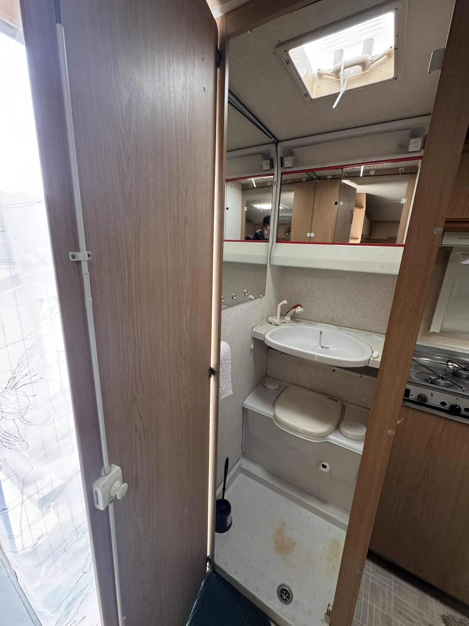 Каравана Chateau 400 - изображение 7