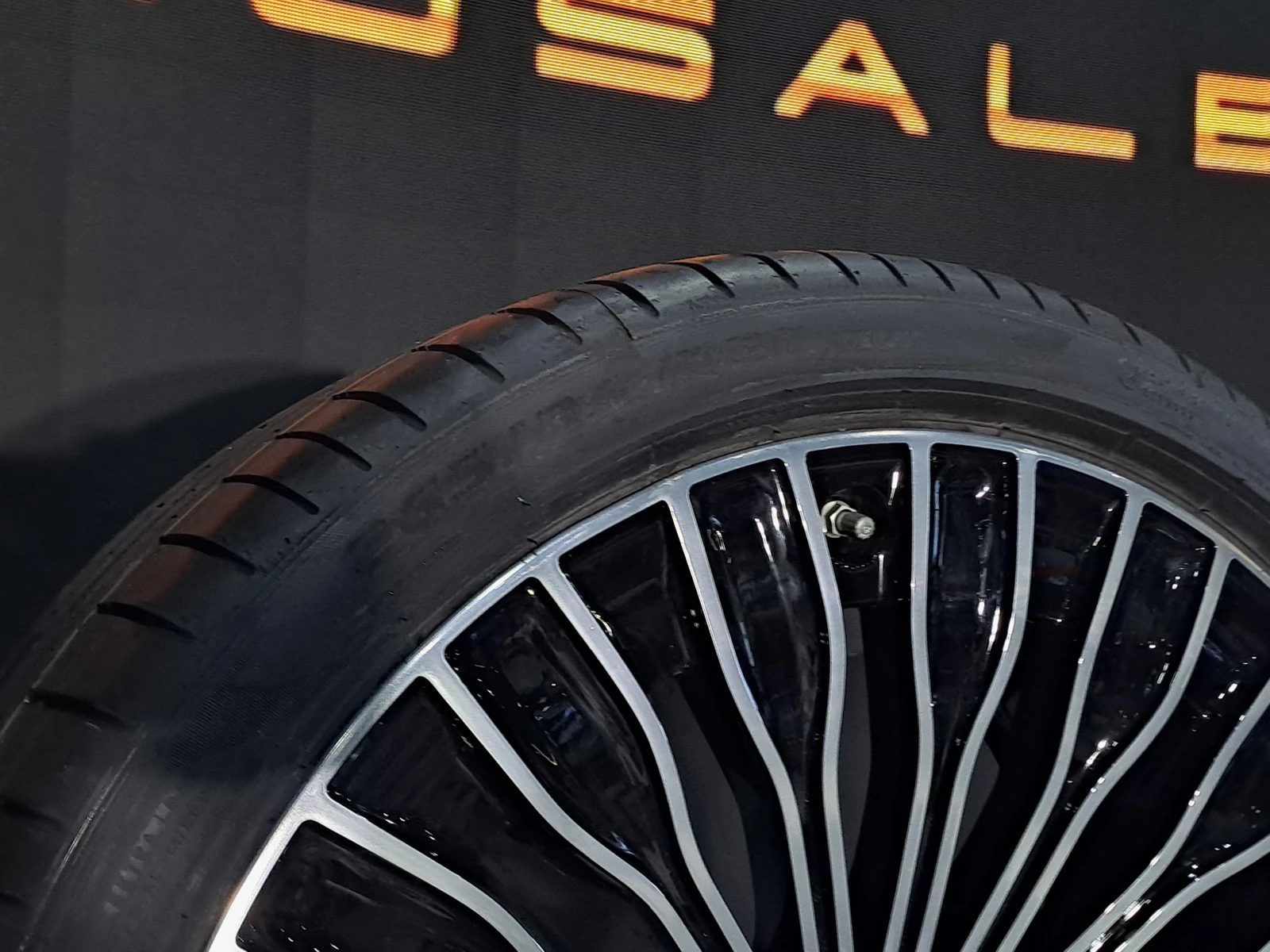    265/35R21  Mercedes-Benz | Mobile.bg   4