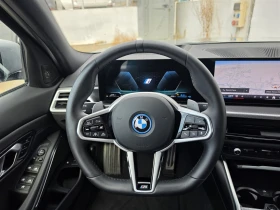 BMW 330 xDrive Sedan (MX), снимка 8