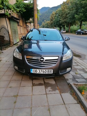 Opel Insignia, снимка 4 - Автомобили и джипове - 42183469