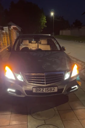 Mercedes-Benz E 350 E 350 cdi blueefficiency 7G-Tronic, снимка 2 - Автомобили и джипове - 53666332