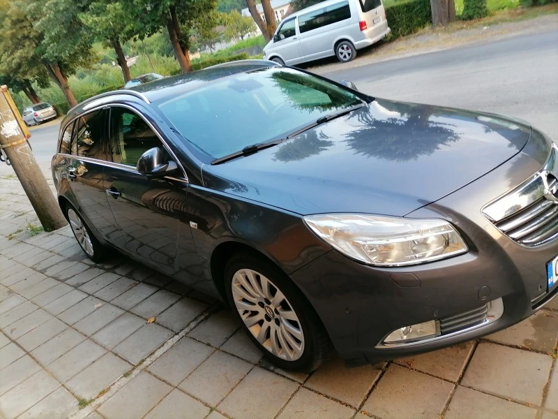 Opel Insignia СПЕШНО, снимка 1 - Автомобили и джипове - 42183469