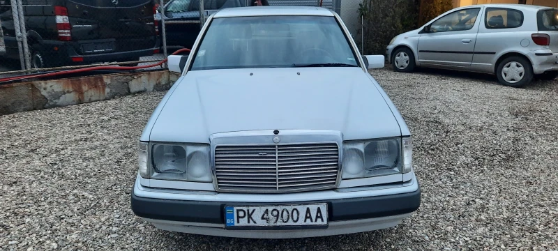 Mercedes-Benz 124 2.0D, снимка 7 - Автомобили и джипове - 48076960