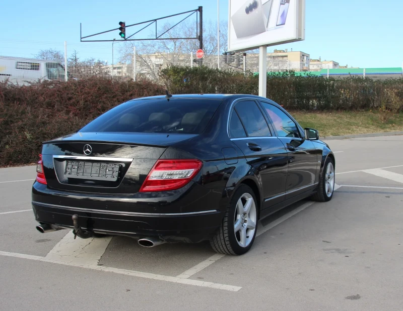 Mercedes-Benz C 320 AMG, снимка 5 - Автомобили и джипове - 48437909