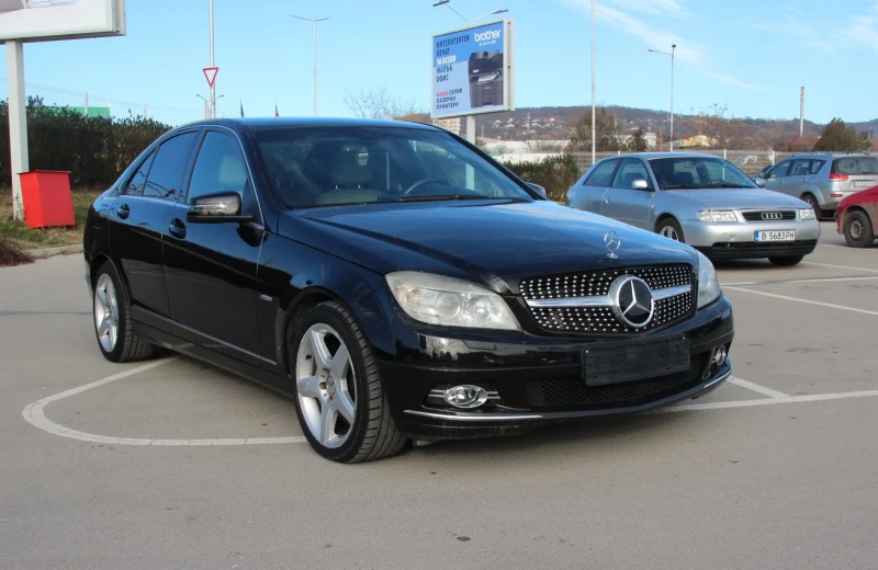 Mercedes-Benz C 320 AMG, снимка 3 - Автомобили и джипове - 48437909