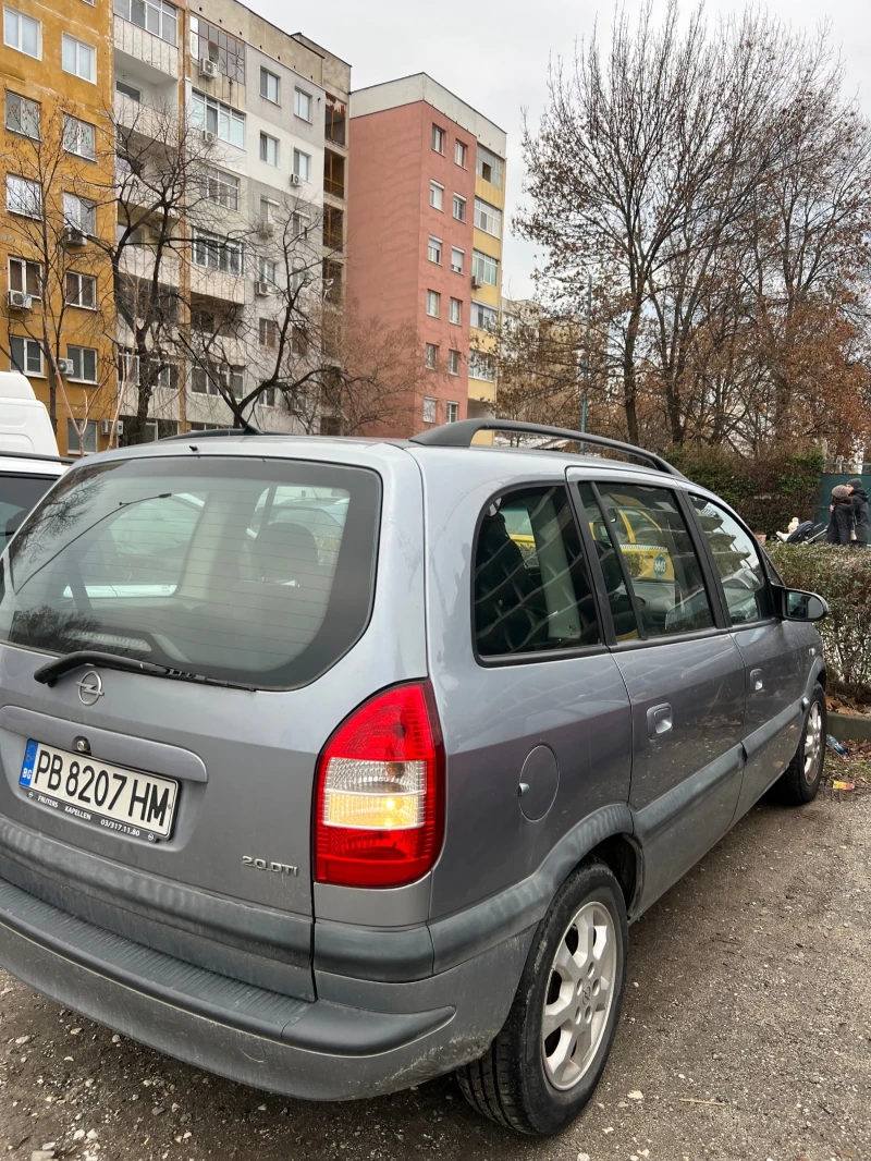 Opel Zafira, снимка 3 - Автомобили и джипове - 48571880