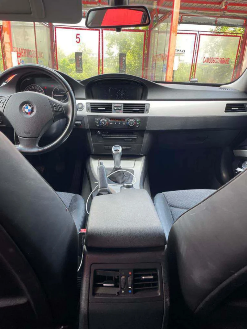 BMW 320 320 Xdrive, снимка 9 - Автомобили и джипове - 49262022