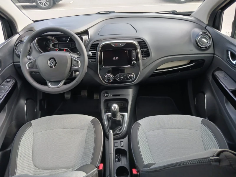 Renault Captur 1.5 dci KEYLESS, снимка 7 - Автомобили и джипове - 49317940