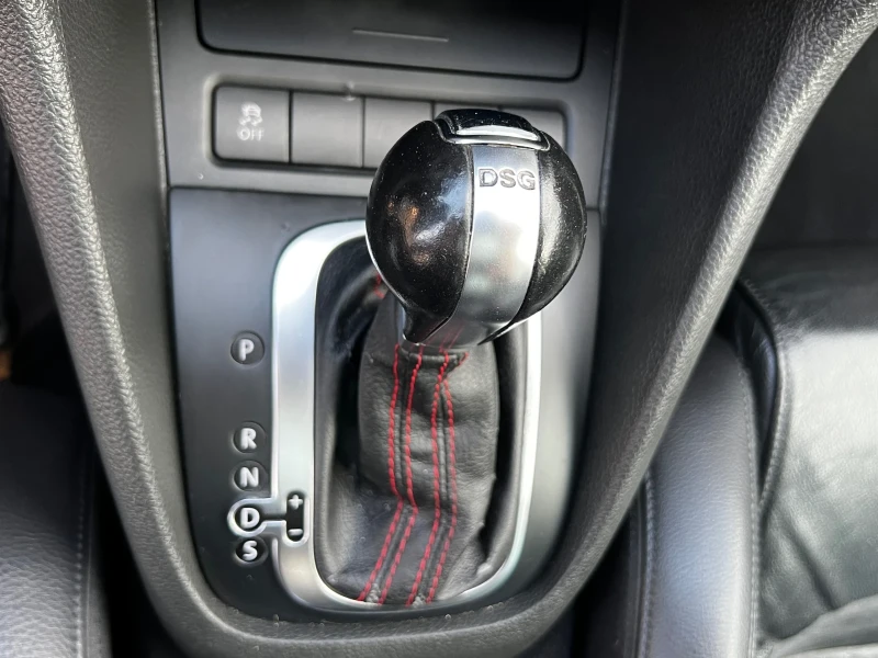 VW Golf 2.0TSi DSG, снимка 15 - Автомобили и джипове - 52345537