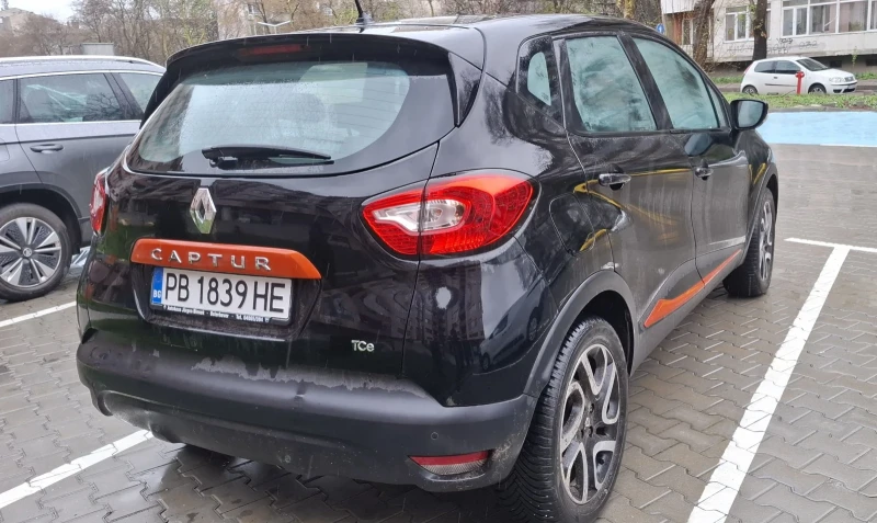 Renault Captur 0, 9 TCe Нов внос Germany, снимка 6 - Автомобили и джипове - 51886985
