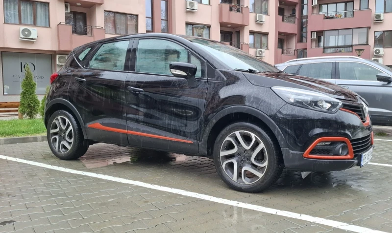 Renault Captur 0, 9 TCe Нов внос Germany, снимка 4 - Автомобили и джипове - 51886985