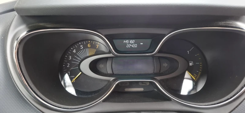Renault Captur 0, 9 TCe Нов внос Germany, снимка 7 - Автомобили и джипове - 51886985