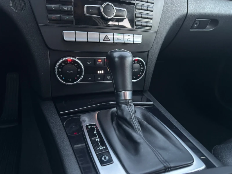 Mercedes-Benz C 220 FACE, AVANTGARDE, снимка 14 - Автомобили и джипове - 52172306