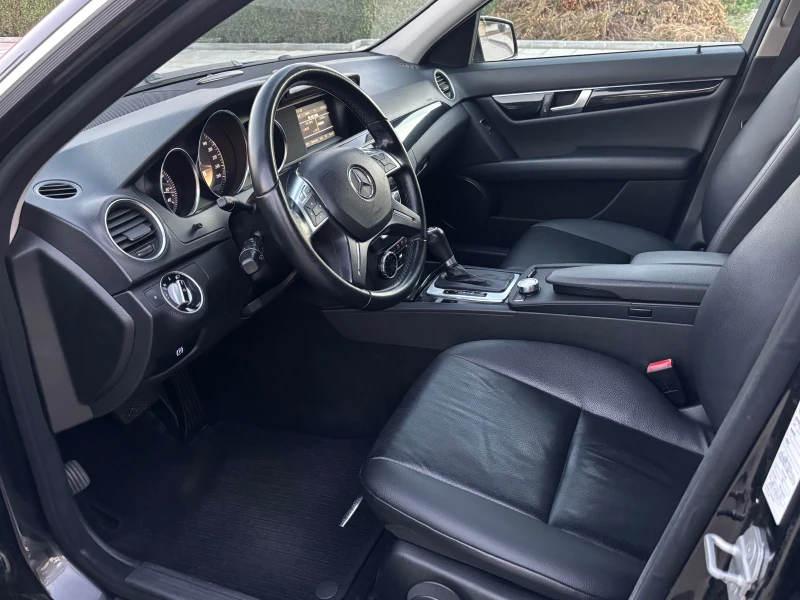 Mercedes-Benz C 220 FACE, AVANTGARDE, снимка 8 - Автомобили и джипове - 52172306