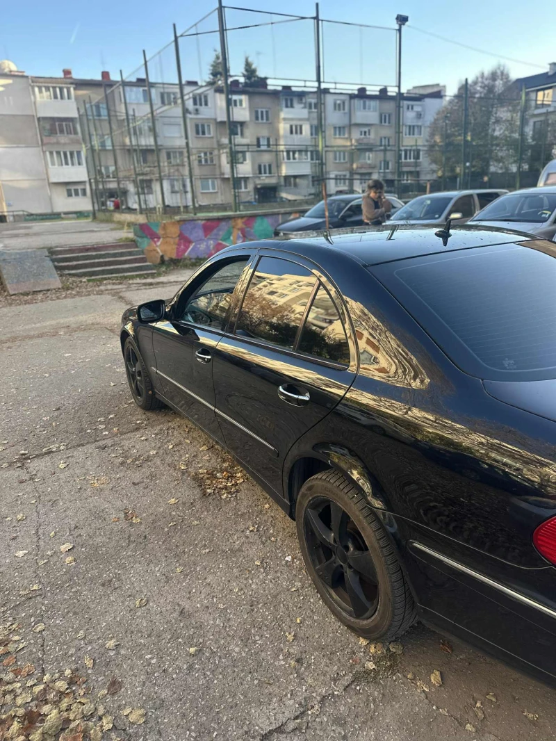 Mercedes-Benz E 350, снимка 4 - Автомобили и джипове - 52338218