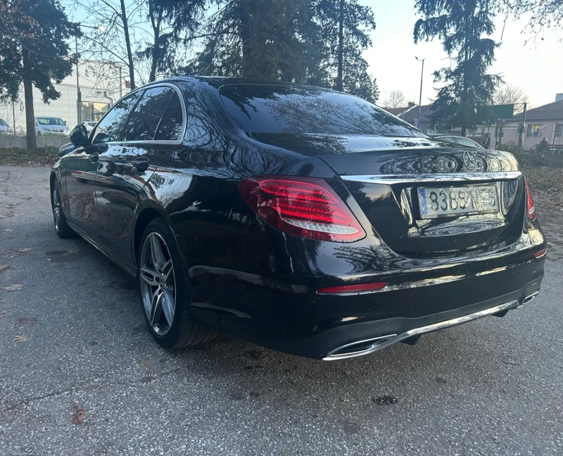 Mercedes-Benz E 220 AMG/Panorama/9Gtronic/cameri 360* , снимка 6 - Автомобили и джипове - 52908009