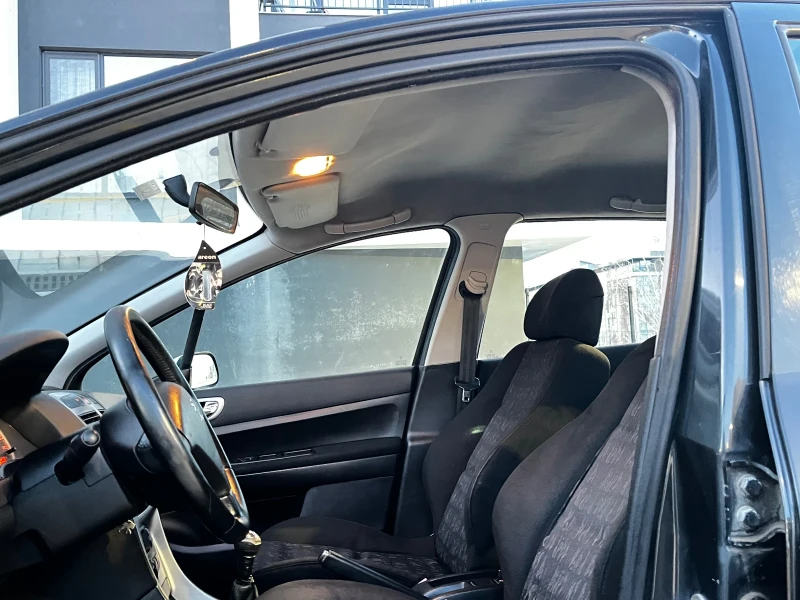Peugeot 307 2.0HDI/110КС, снимка 10 - Автомобили и джипове - 52816844
