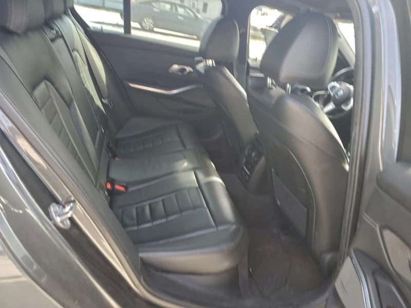 BMW 330 2l I, снимка 10 - Автомобили и джипове - 53192898