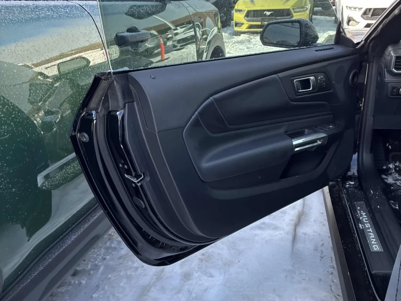 Ford Mustang GT Premium, снимка 15 - Автомобили и джипове - 53479885