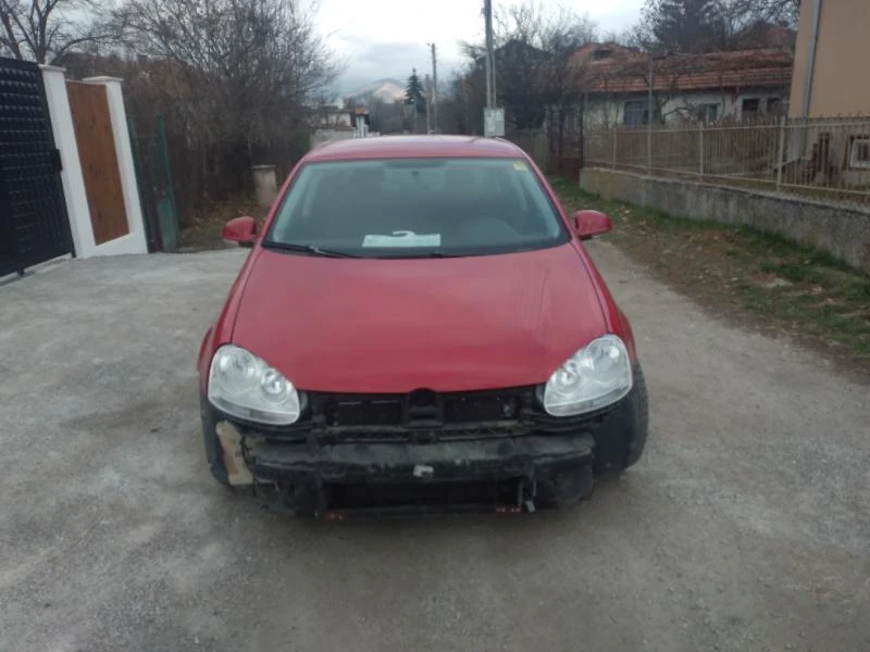 VW Jetta 2.5, снимка 1 - Автомобили и джипове - 47236380