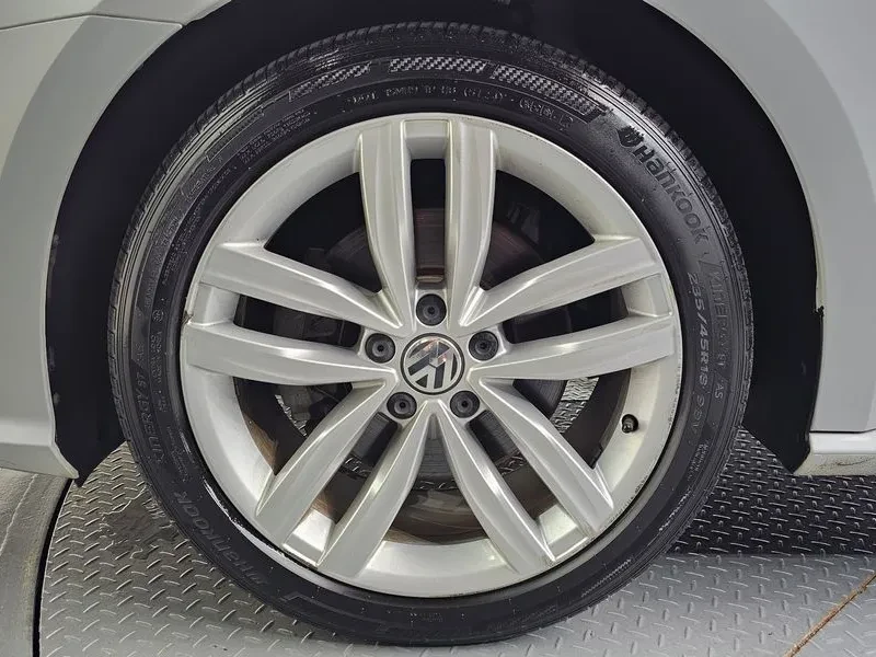 VW Passat 2.0 TSI, снимка 5 - Автомобили и джипове - 56324974