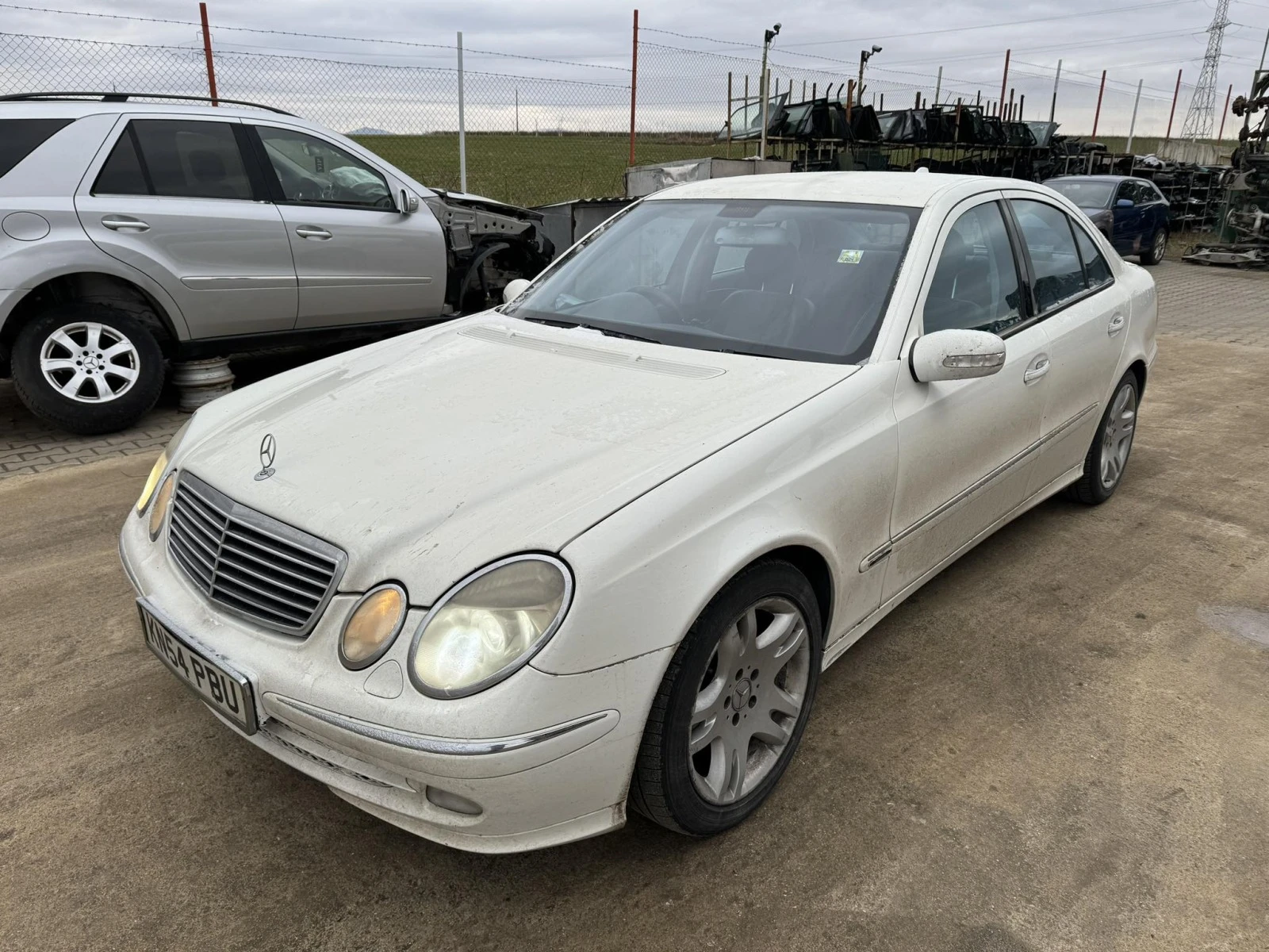 Mercedes-Benz 300 3.2 - изображение 4