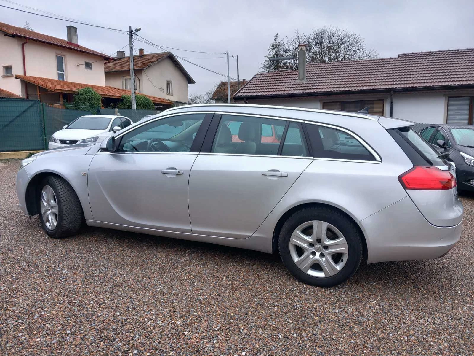 Opel Insignia 2.0CDTI-131PS* НАВИ*  - изображение 2