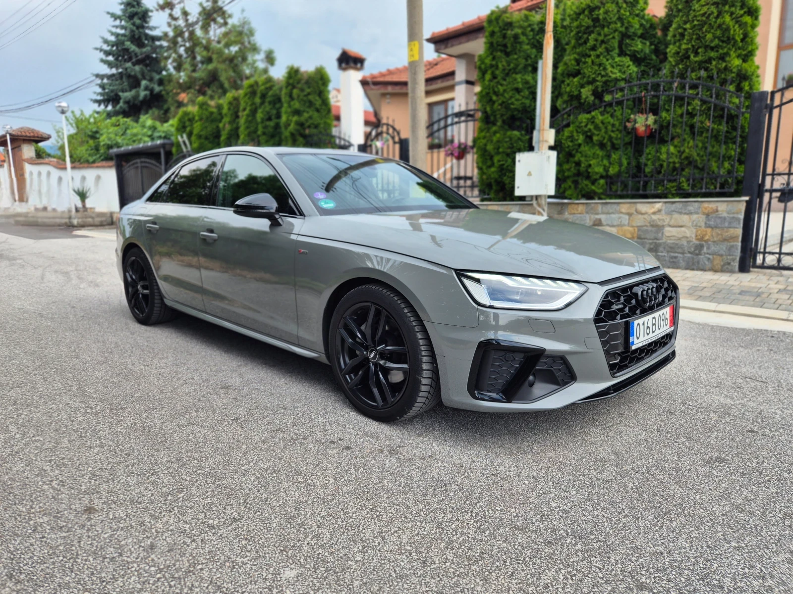 Audi A4 2.0TFSI 3xSline - Quattro/21г - изображение 2