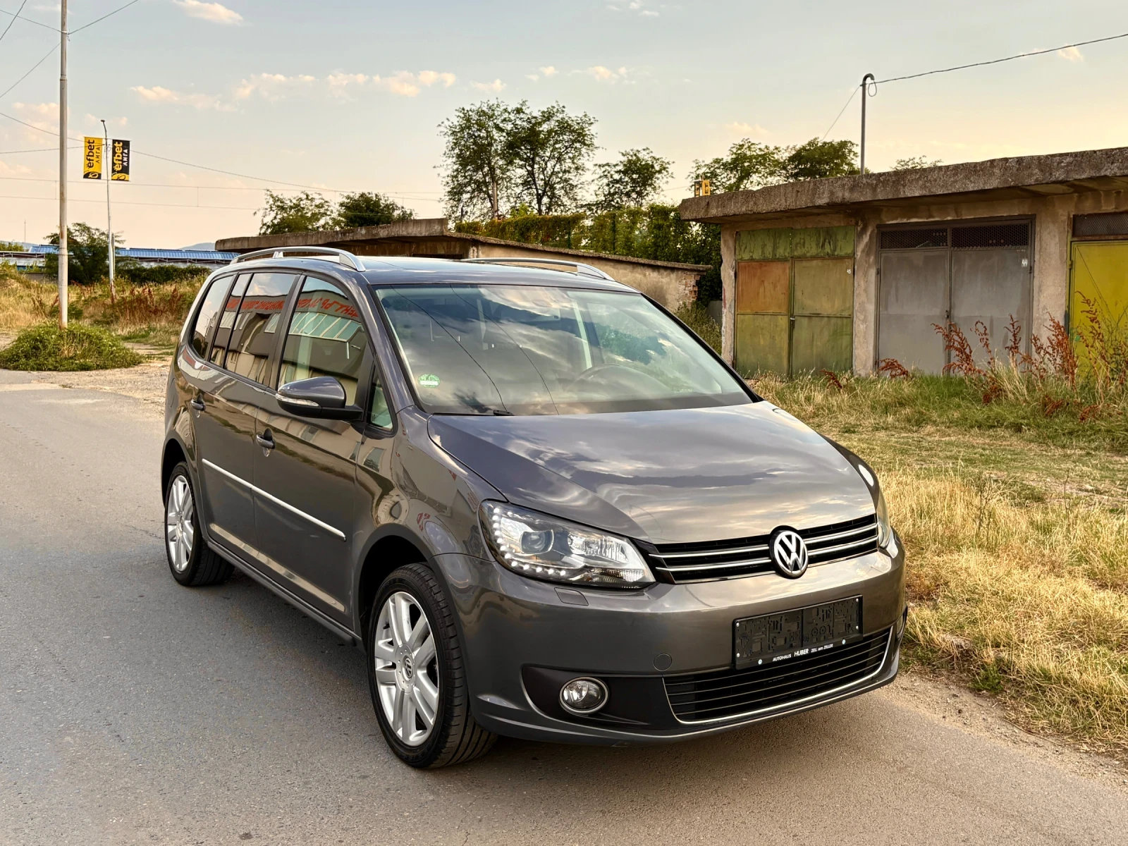 VW Touran 1.6TDI DSG F1 HIGH-LINE* 177 000км*  - изображение 2