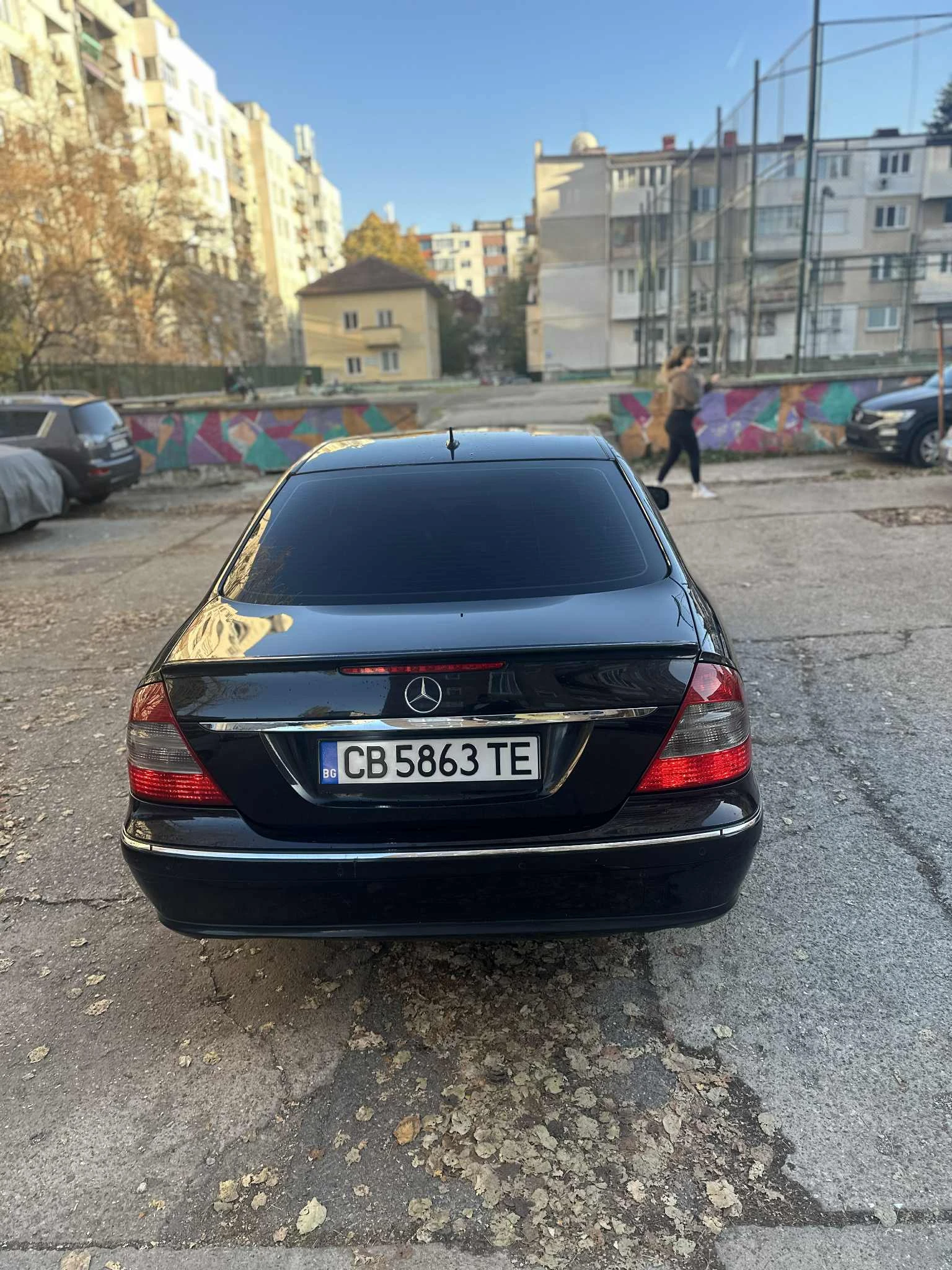 Mercedes-Benz E 350  - изображение 3